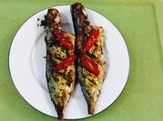 A picture of cá bạc má nướng