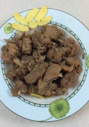Hình của món Vịt kho gừng.