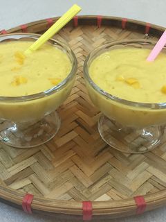 Hình của món Sinh tố xoài cho thân hình thon thả.