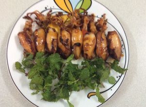 Hình của món Mực sữa chiên sốt cay.