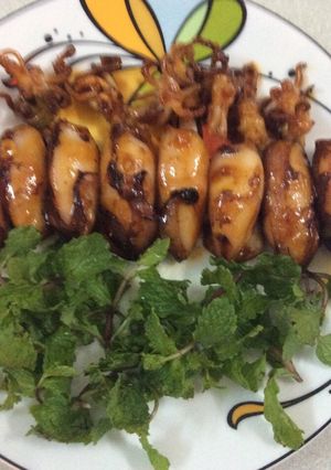 Hình của món Mực sữa chiên sốt cay.