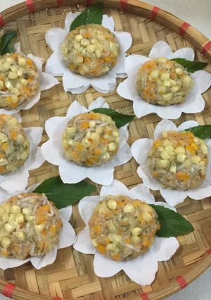 Hình của món Bánh ngô chay hấp.