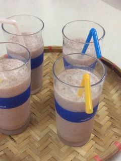 Hình của món Sinh tố thanh long dưa hấu .