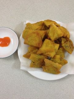 Hình của món Bánh hoành thánh chiên giòn.
