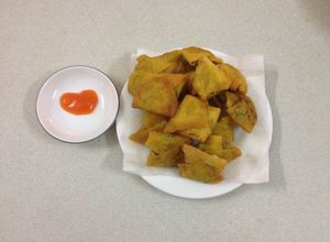 Hình của món Bánh hoành thánh chiên giòn.