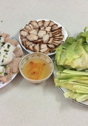 A picture of Grilled Pork Belly with Brown Rice Vermicelli Sheets.