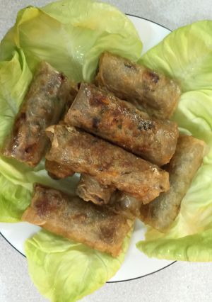 Hình của món Nem nhân tôm và lá lốt.