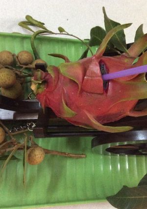 Hình của món Sinh tố thanh long nhãn.