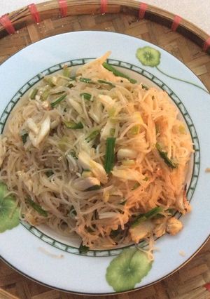 Hình của món Bún gạo xào ghẹ.