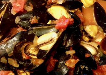 How to Cook Perfect Indian Spiced PEI Mussels