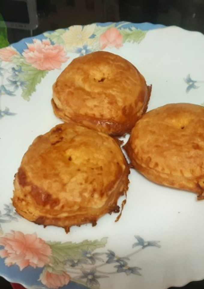 Una foto de Mini empanadas de pollo con masa de hojaldre