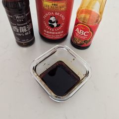 A picture of Super quick and easy asian sauce.