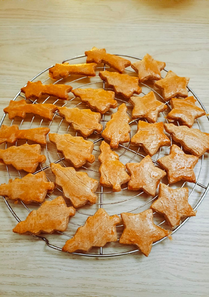 Una foto de Bredele: pastas de almendra y canela