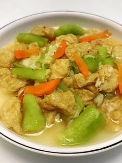 👩🏻🍳澎湖絲瓜炒麵筋 的食譜成品照片