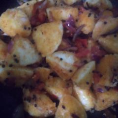 A picture of Fried idli.