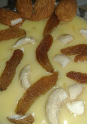 A picture of #Dryfuits_Vermicelli_Custard😋😋😋.