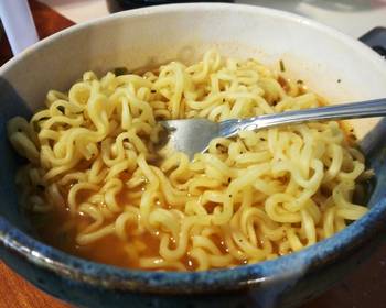 Ultimate Making Recipe Spicy Siracha Ramen Delicious Simple
