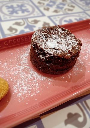 菲力廚房｜簡單甜點。法式熔岩爆漿巧克力蛋糕 的食譜成品照片