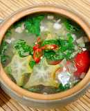 Canh chua khế nấu nấm