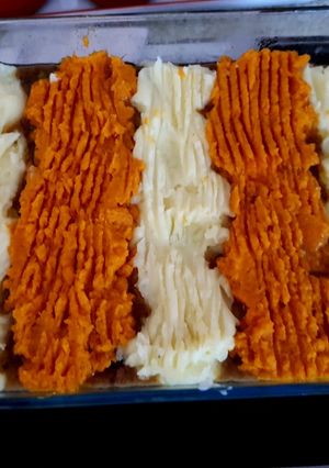 A picture of My two potato Cottage Pie. 😘.