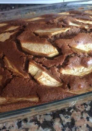 Una foto de Bizcocho de cacao y manzana