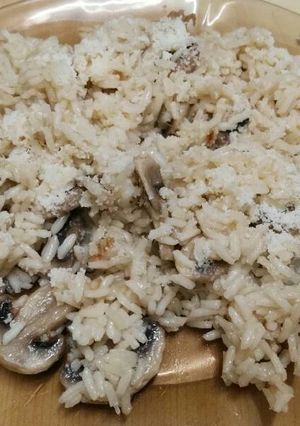Una foto de Arroz con champiñones