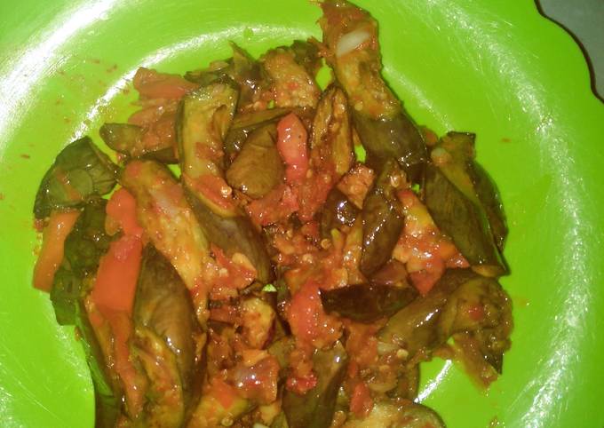 Wajib coba! Resep memasak Sambal Terong ungu ala anak kos dijamin sempurna