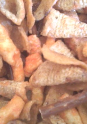 A picture of crack mix.