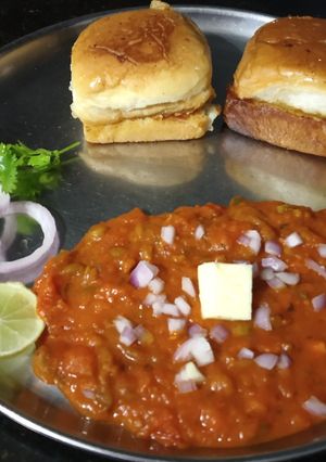 A picture of Pav bhaji.