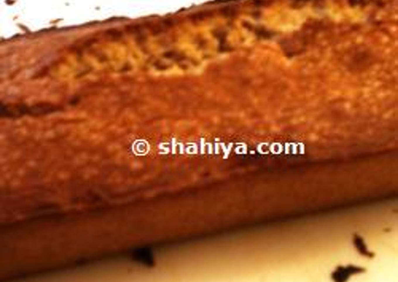 Cinnamon cake with orange blossom juice