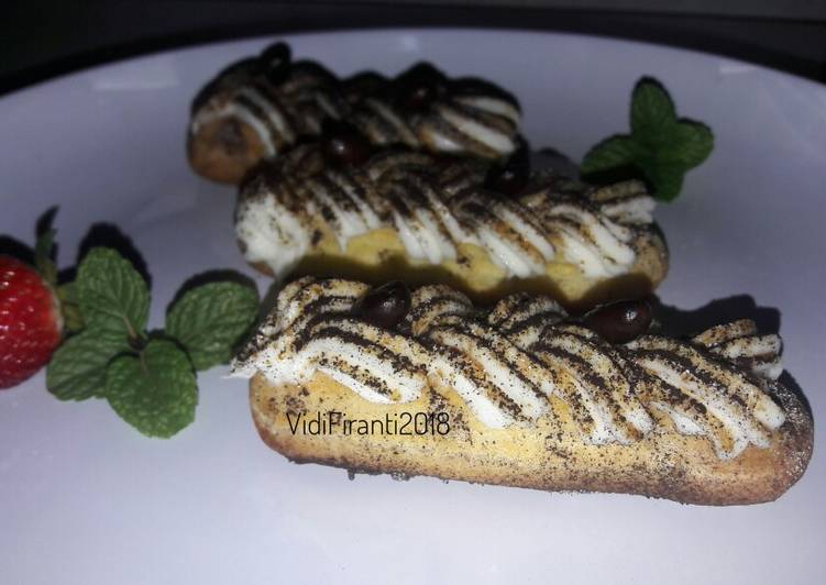 Eclair Tiramisu