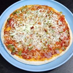 A picture of Pizza.