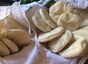Una foto de Pan pita- Hubz (pan)