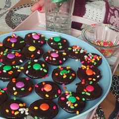 A picture of Mini cake.