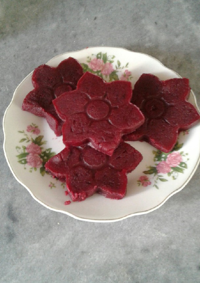 عکسی از دستور حلوای لبو