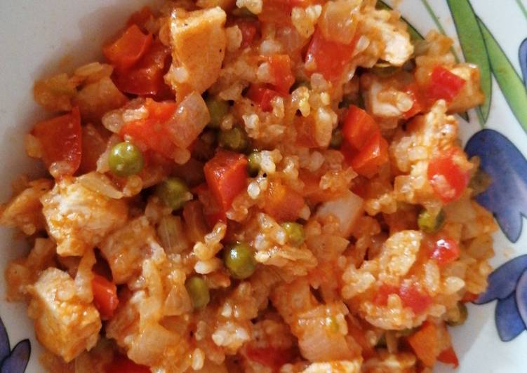 Pollo con arroz y verduras