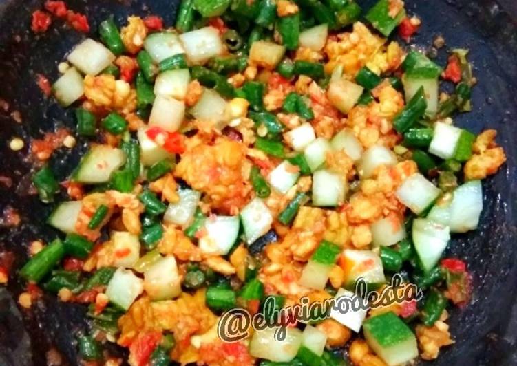 29. Sambal Kencur Kacang Panjang (Sambal Pencok)