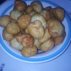 A picture of Tea chin-chin.