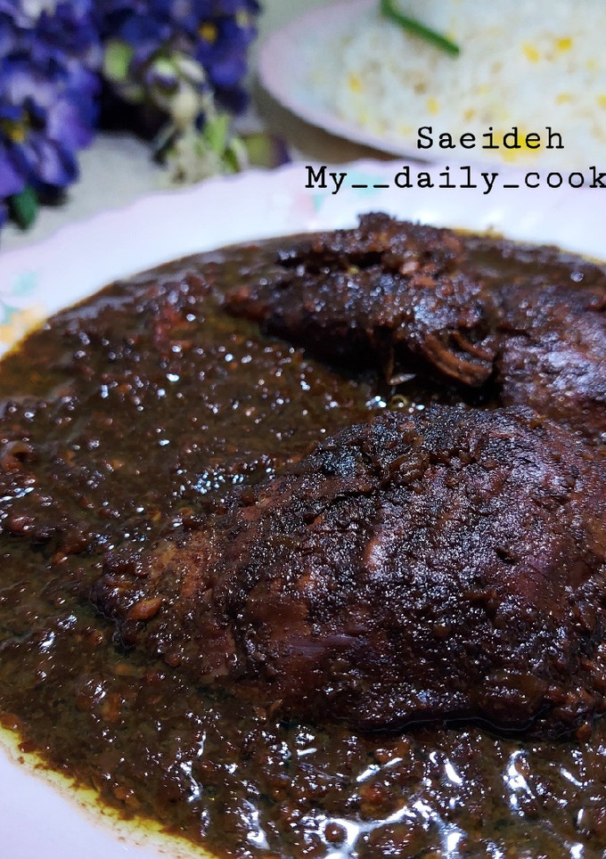 عکسی از دستور خورشت فسنجان مجلسی با مرغ