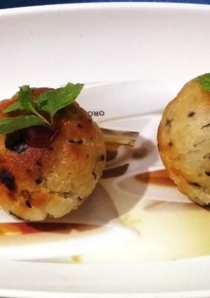 मिंट राइस बॉल्स (Mint rice balls recipe in Hindi) रेसिपी मुख्य फोटो