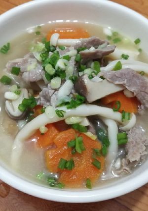 Hình của món Súp nấm thịt bò.