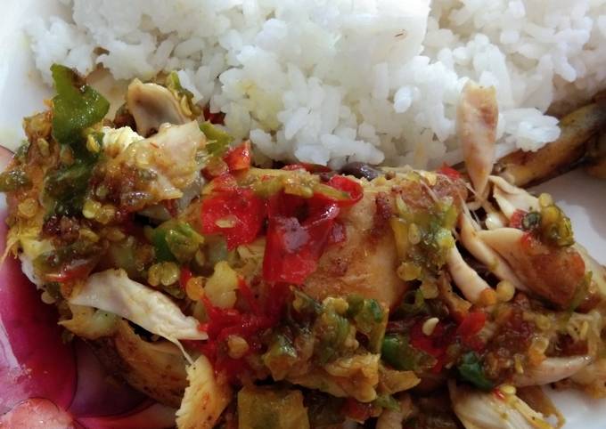 Resep Ayam penyet sambal Bawang 🍗🍗🌶🌶, Menggugah Selera