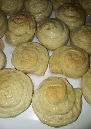 Una foto de Rollitos de manteca con almíbar