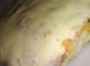 Una foto de Pizza rápida con polvo de hornear🍅