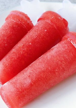 Foto resep Es Loli Stroberi (Strawberry Popsicle)