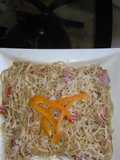 Pasta al ali oli con salchichas