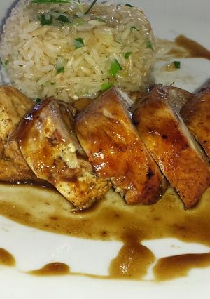 Una foto de Pollo en salsa de cerveza