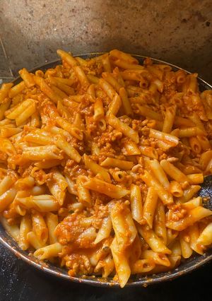 Una foto de Macarrones con tomate