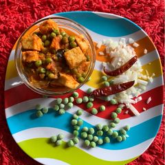A picture of Matar paneer Dry.