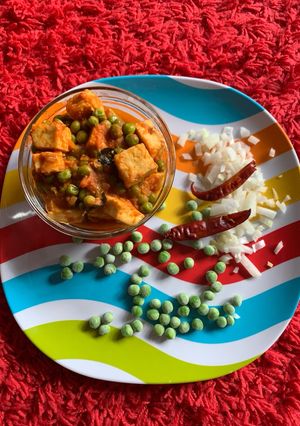 A picture of Matar paneer Dry.